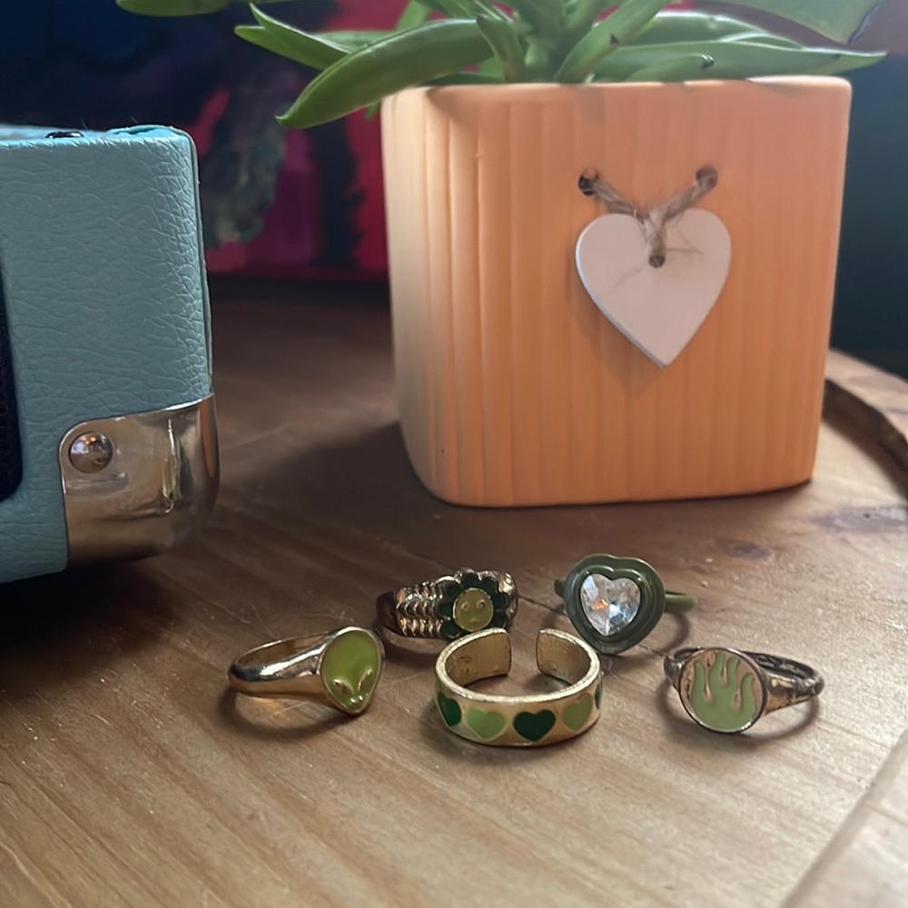 gold & green rings